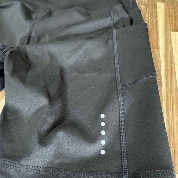 Women's Black High-Rise Bike Shorts - Picture 4 of 4